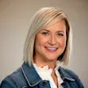Amy Miller headshot