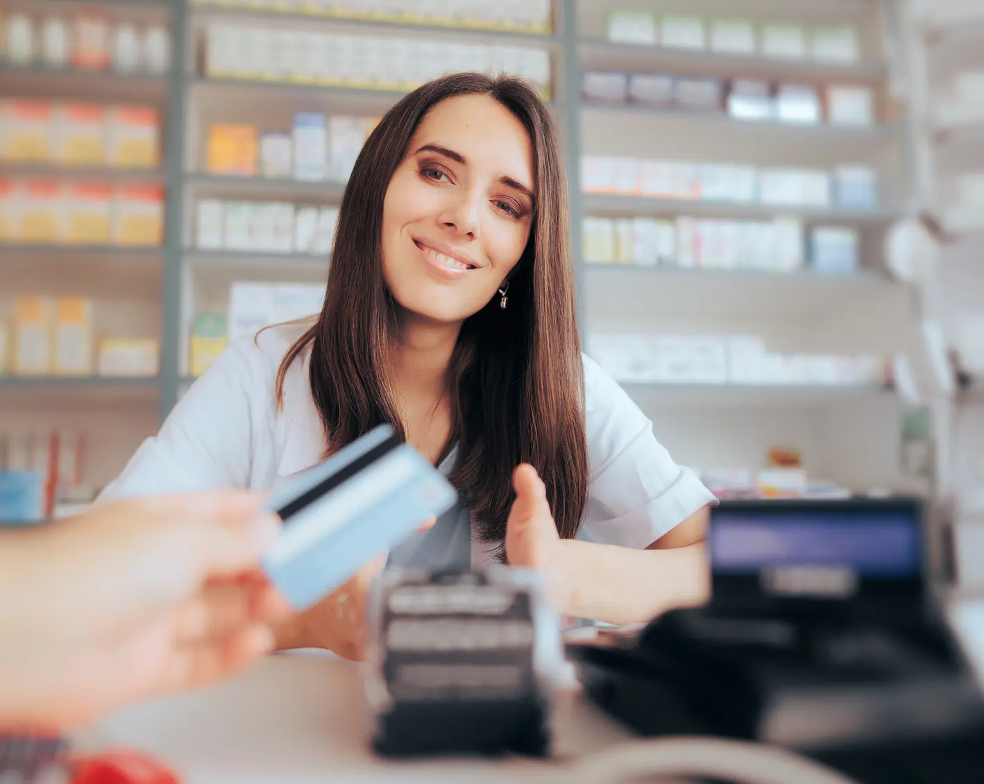 employee using fsa card