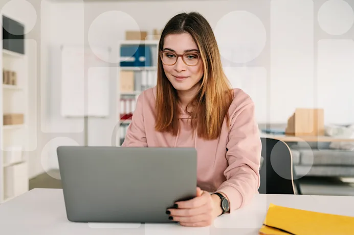 Woman looking at her computer screen 