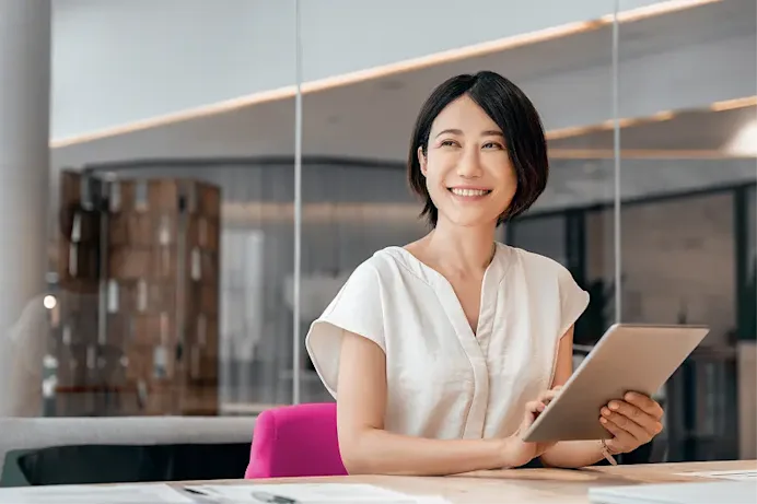 Image with a video play icon