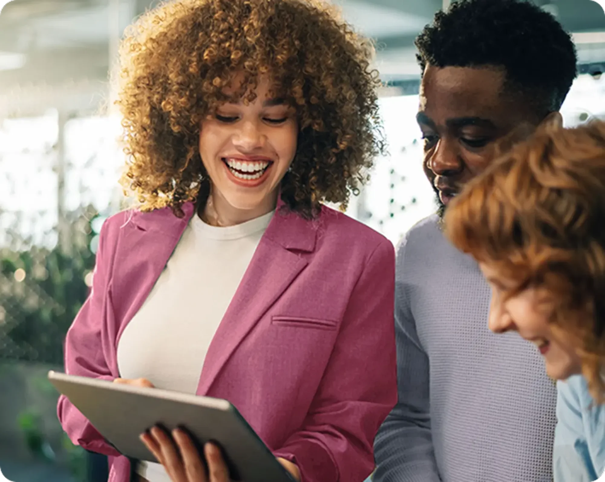 hr accessing information on tablet