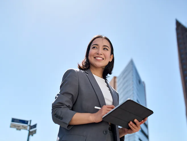 Discover an HR compliance checklist built for mid-year review. Key risk areas like leave documentation, ACA tracking and manager consistency are easier to fix before year-end.