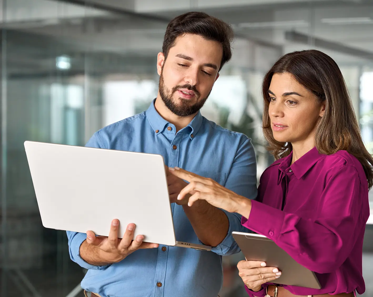 hr looking over valuable team insights