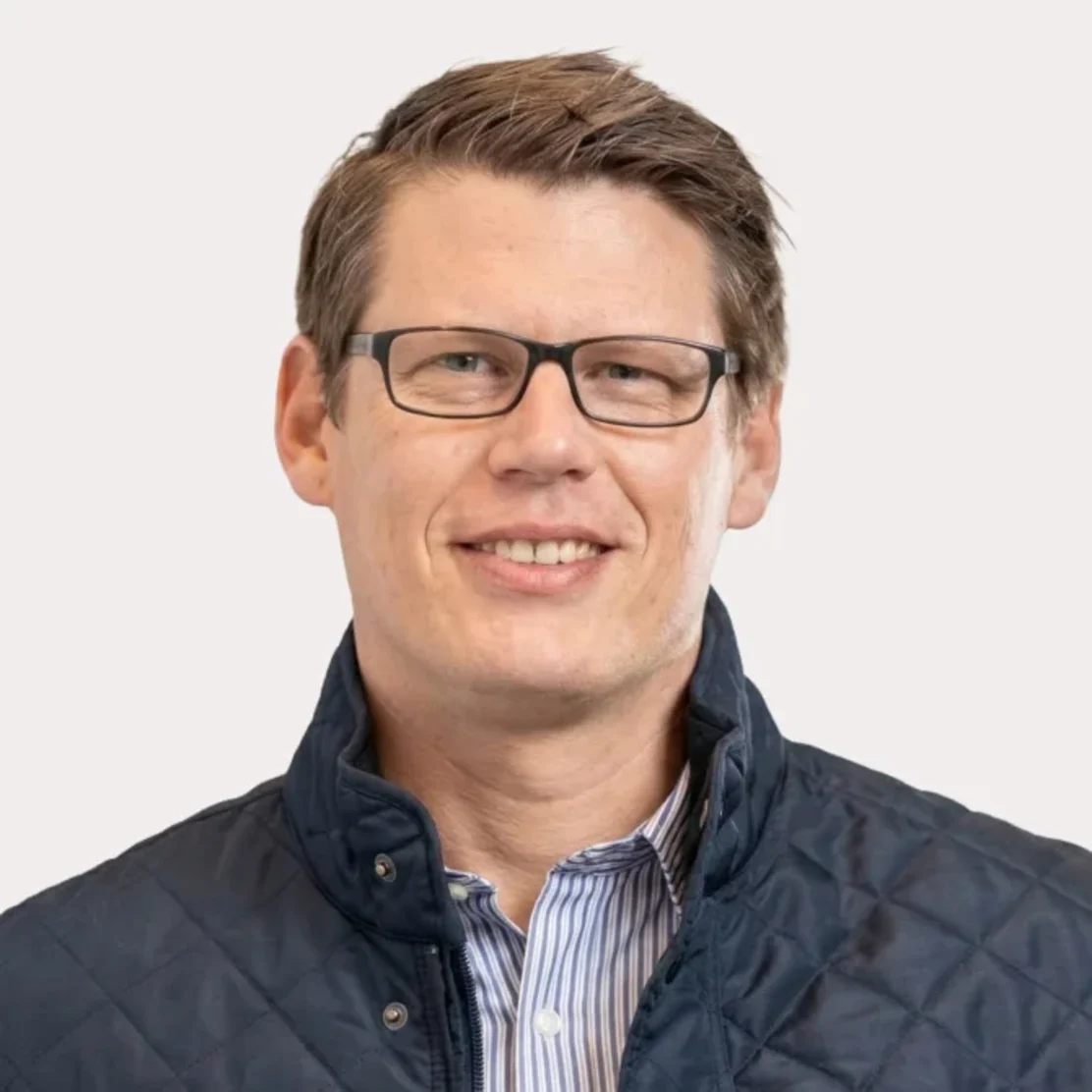 Joe Busald headshot