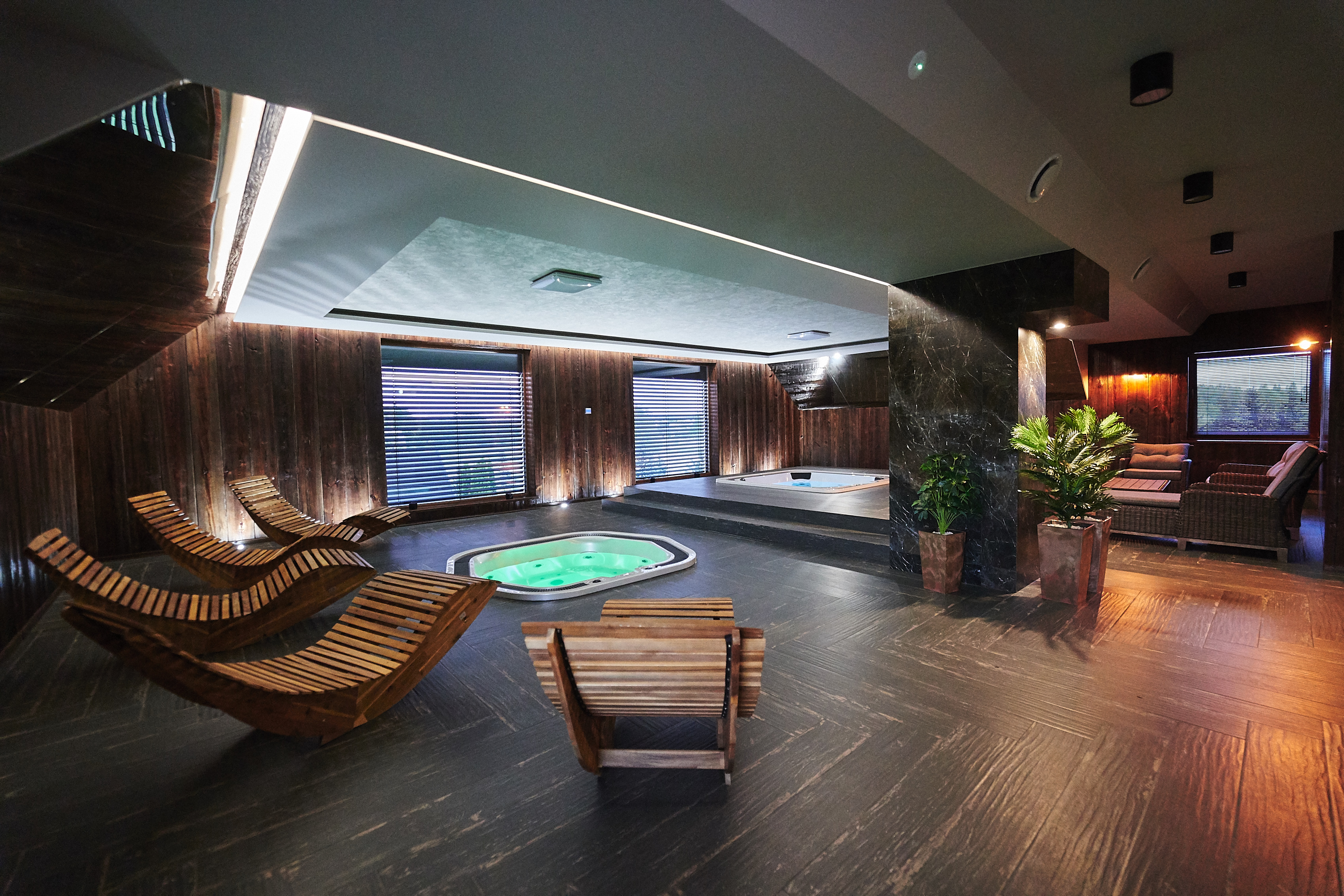 Apartament hotelowy z jacuzzi w Gościńcu pod Strzechą