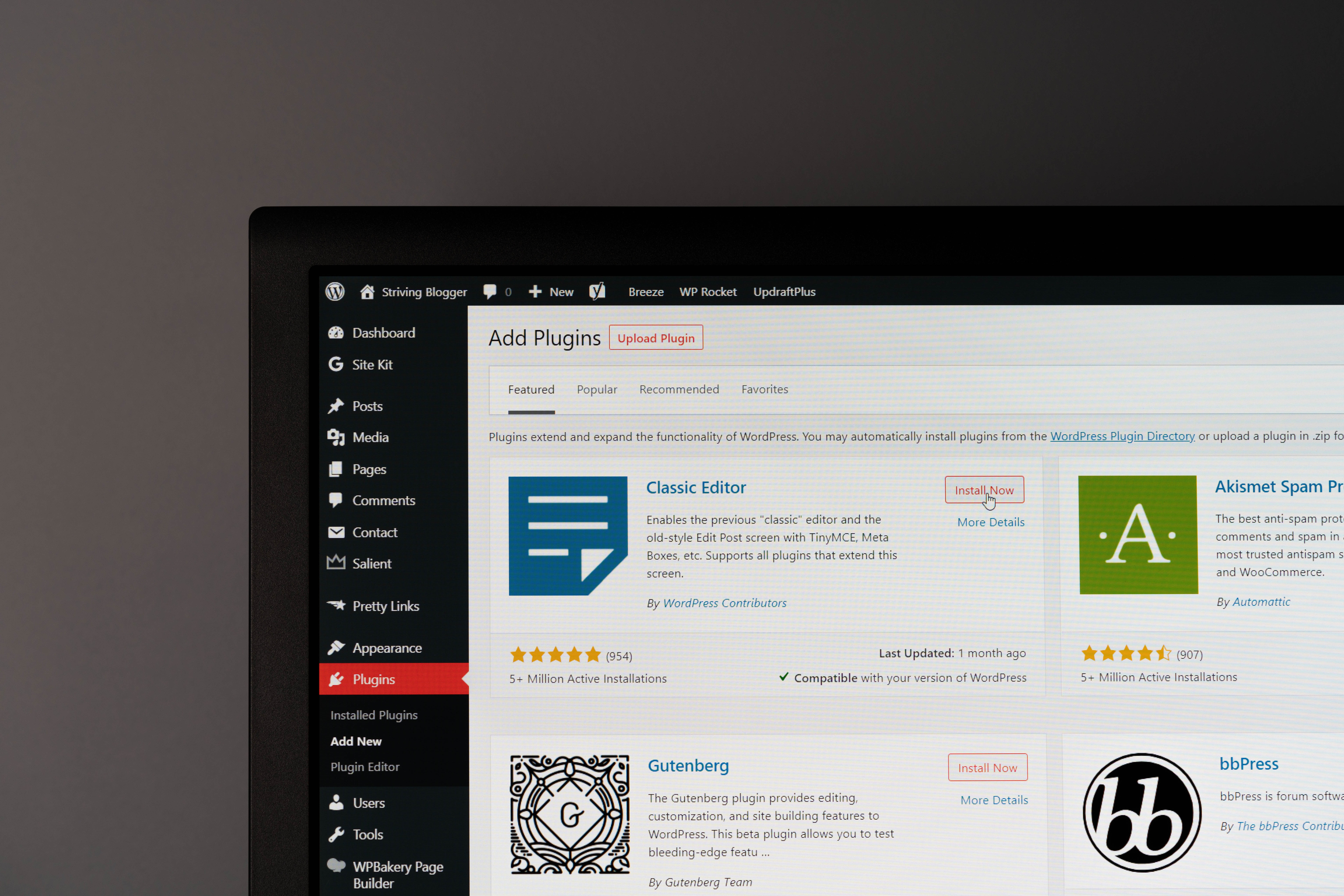Wordpress open on a laptop screen