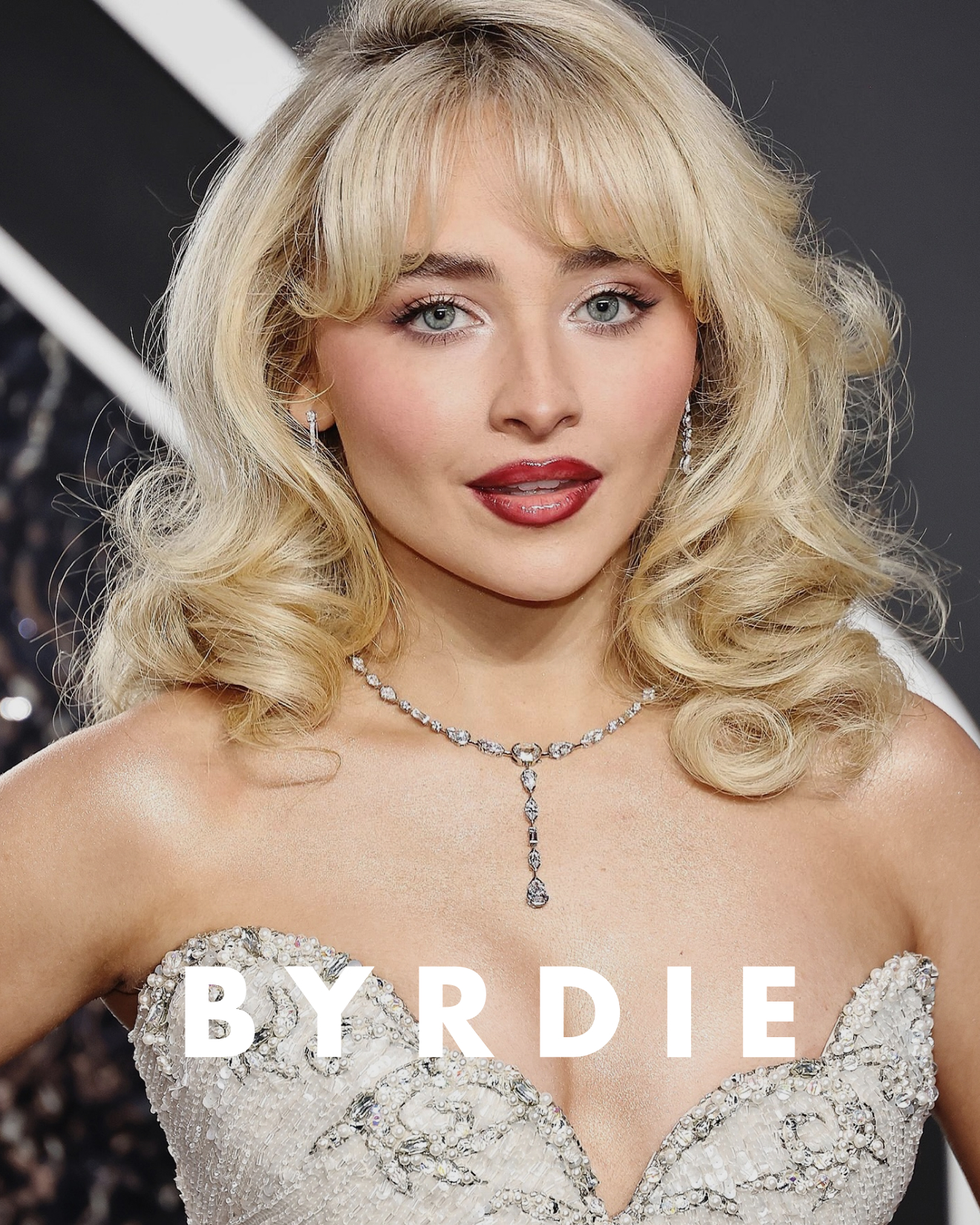 Sabrina Carpenter in Velour at the 2024 VMAs