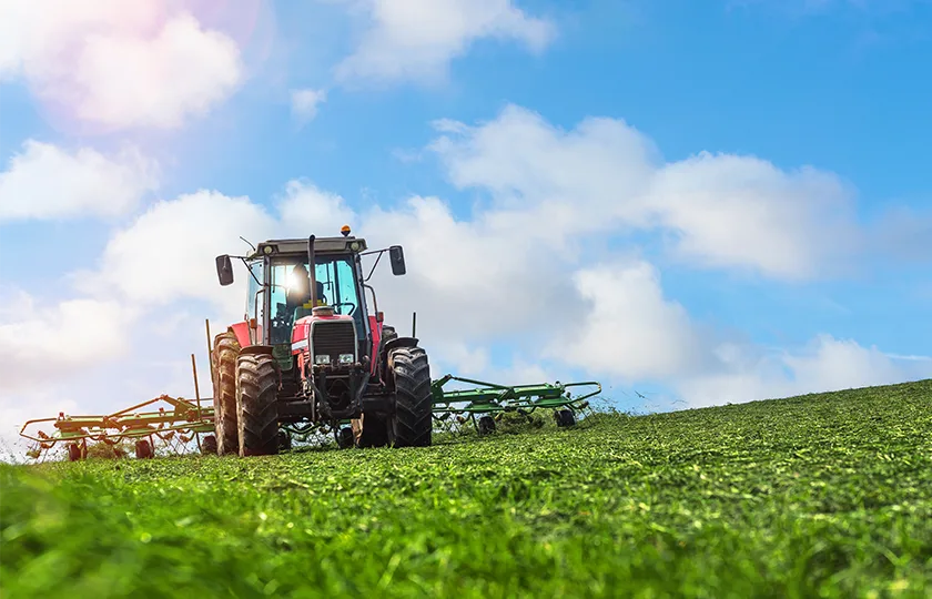 agriculture-equipment-dealer-software-every-season