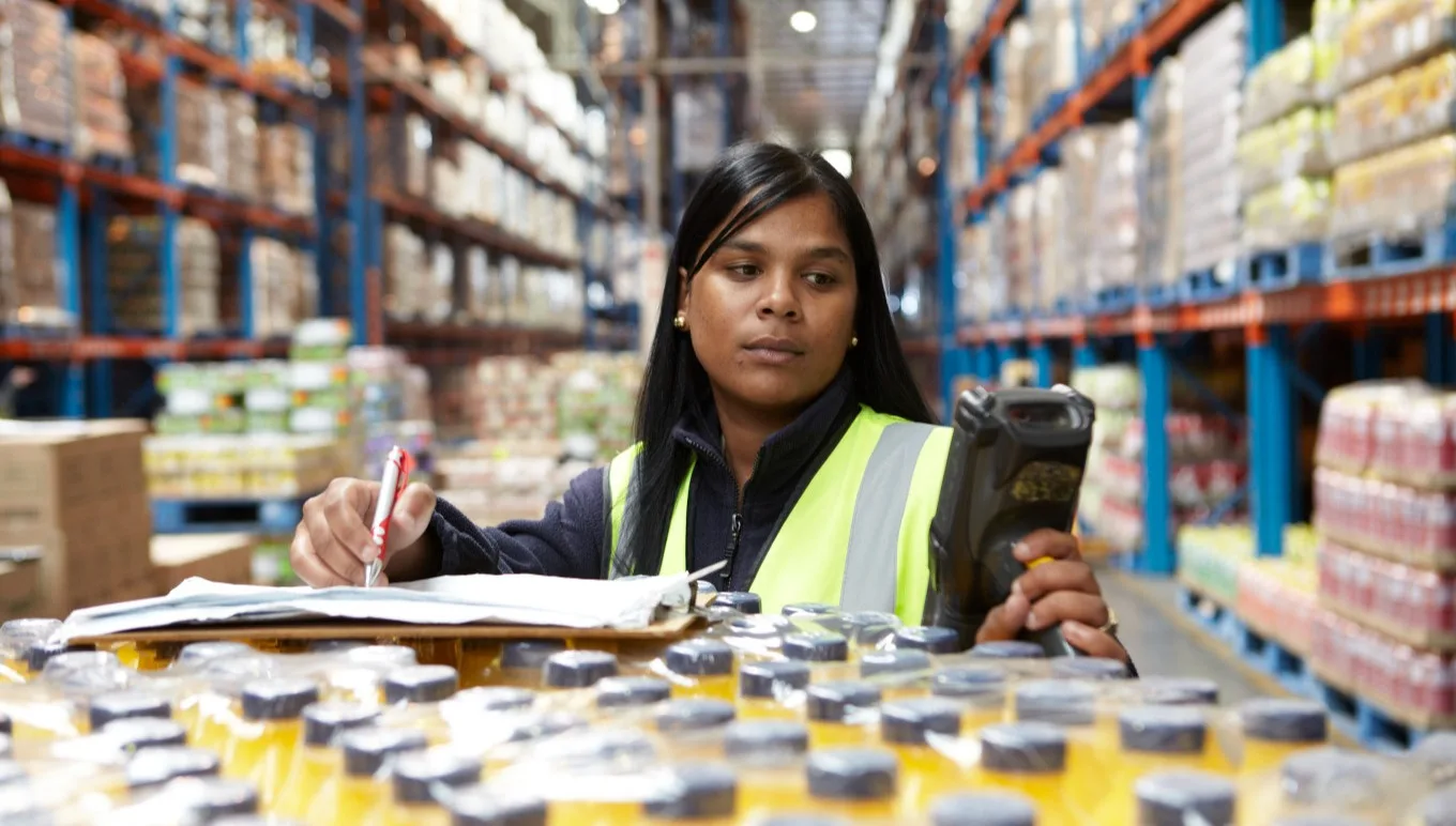 How Food Logistics Software Helps Distributors Conquer 4 of the Industry’s Toughest Challenges