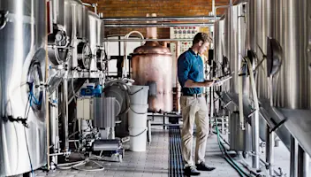 Man working in brewery