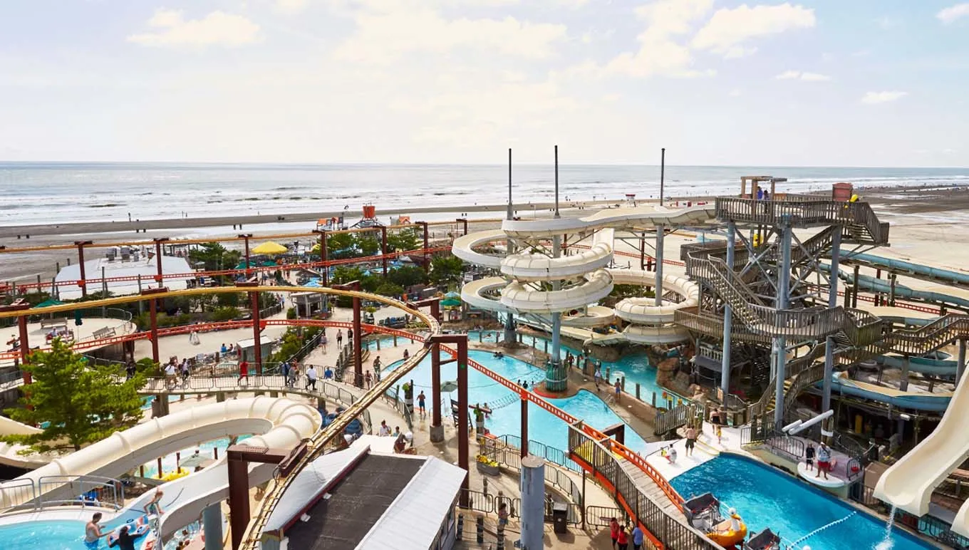 card-moreys-piers-and-water-parks-makes-a-splash