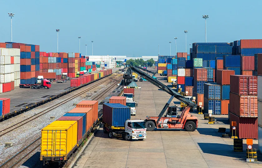 Cut shipping costs, save time and stay in control