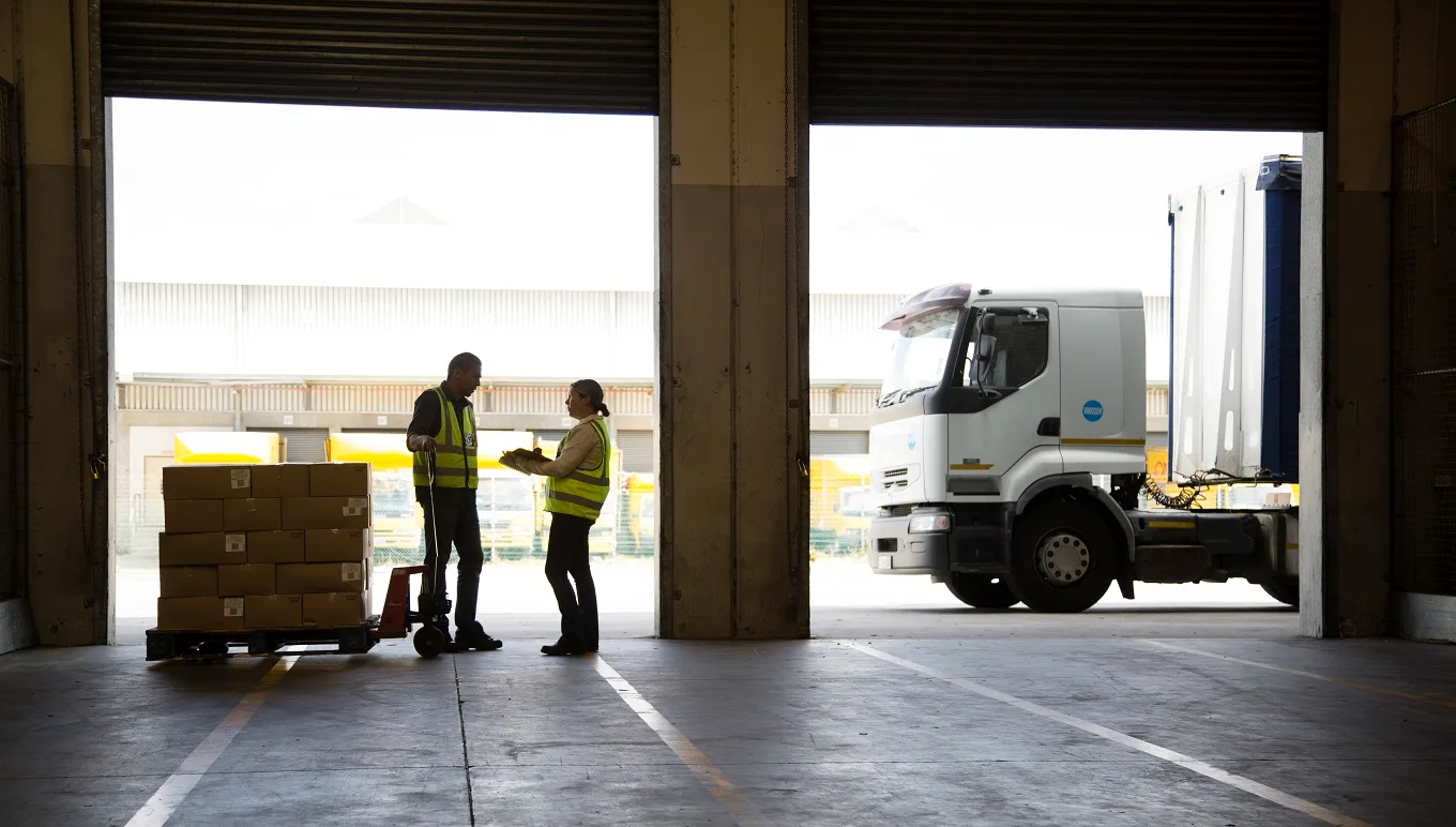 How to Conquer Logistics Challenges in 2022 with Vehicle Route Planning Software