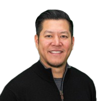 Hung Nguyen headshot image