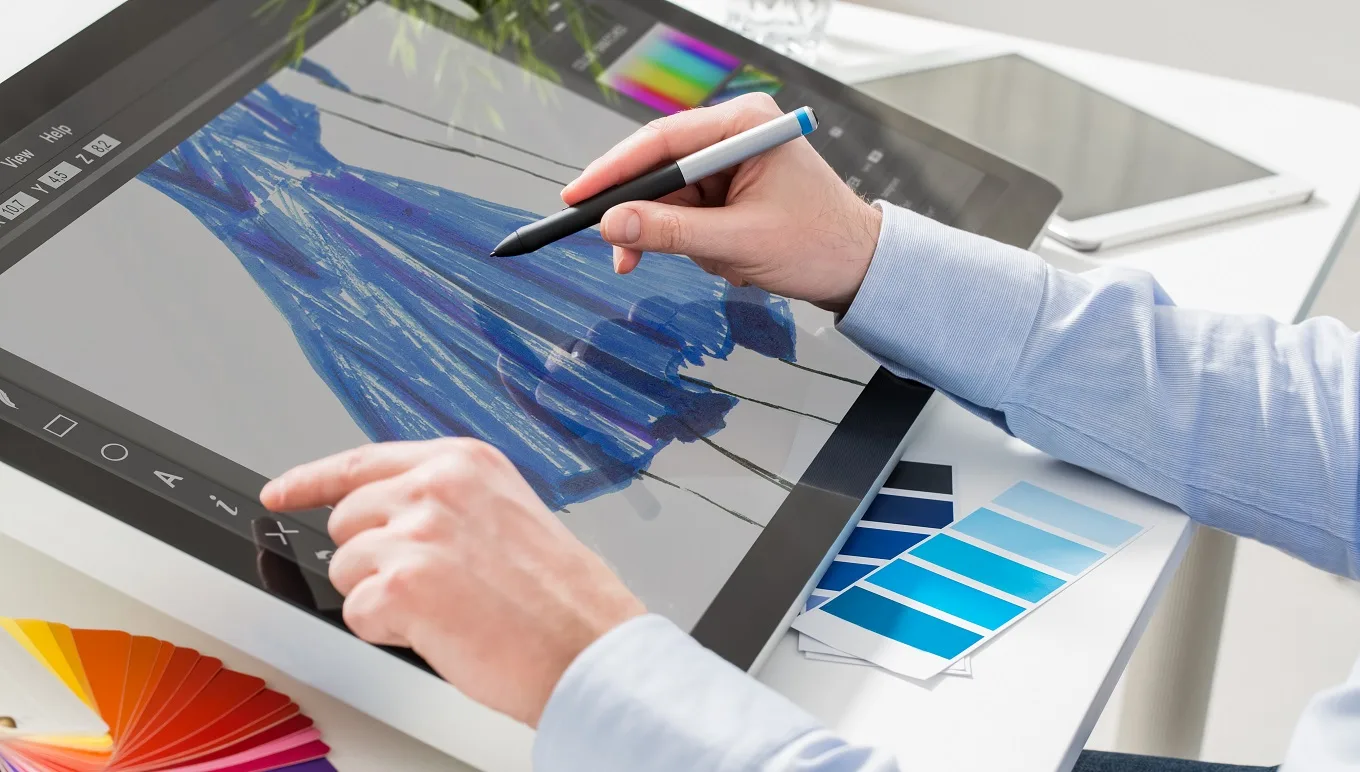 4 Apparel Industry Challenges and How to Conquer Them