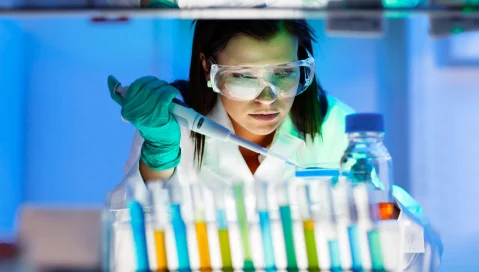 Woman scientist working in a lab