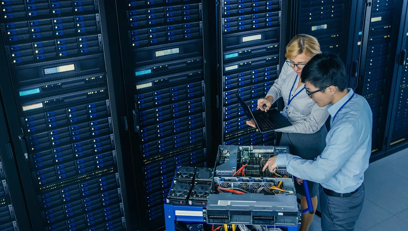 card-cloud-vs-on-premise-erp-solutions-on-prem2