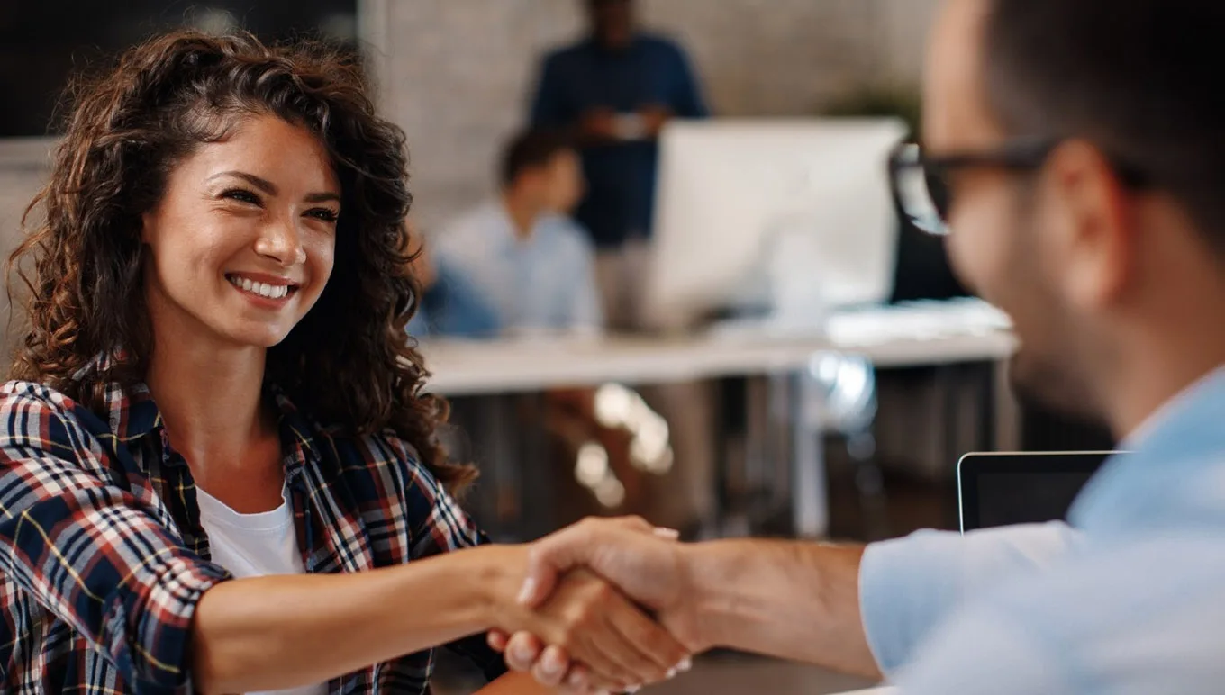 card-using-excellent-customer-service-to-grow-your-business