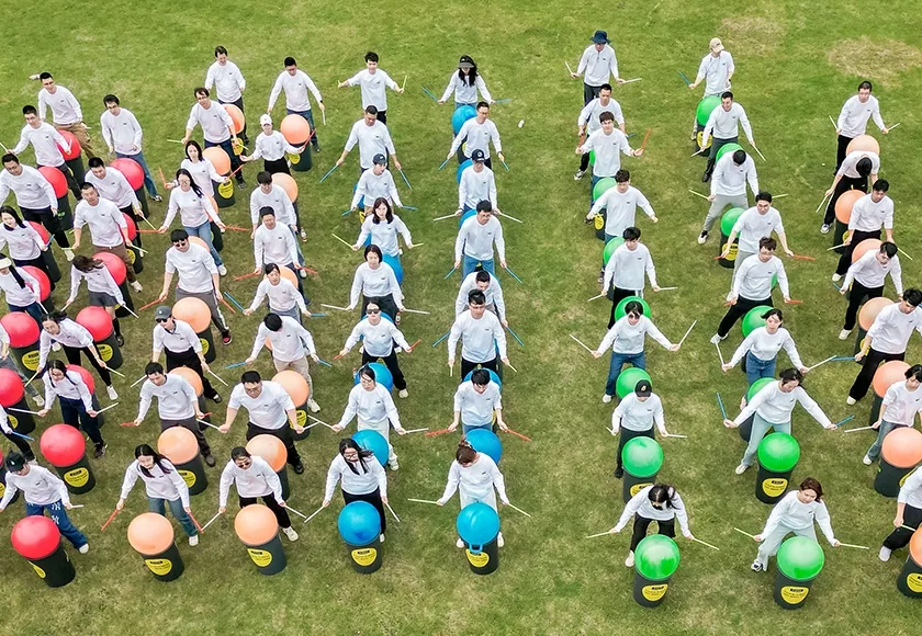 Evolve together teambuilding growth