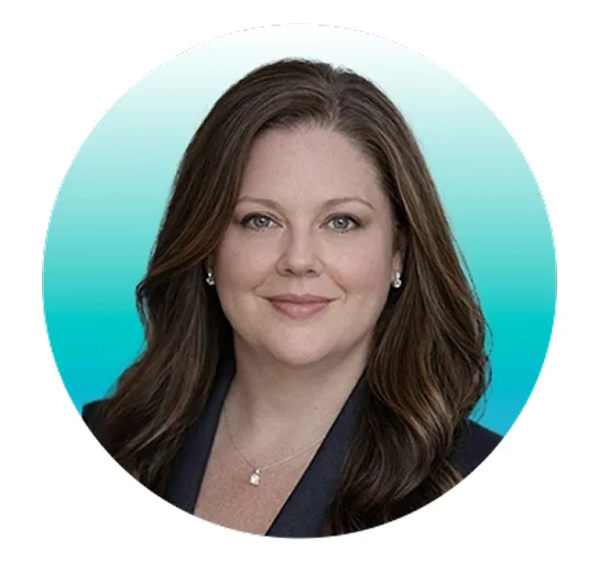 Elizabeth Huber headshot