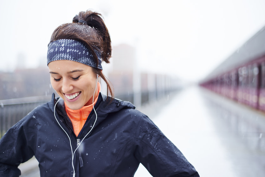 femme tenue de sport hiver