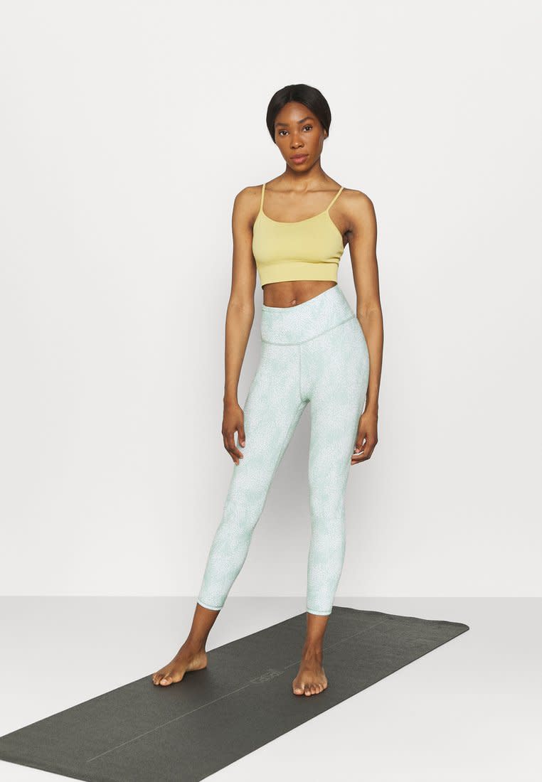 Vetement yoga femme pas cher best sale
