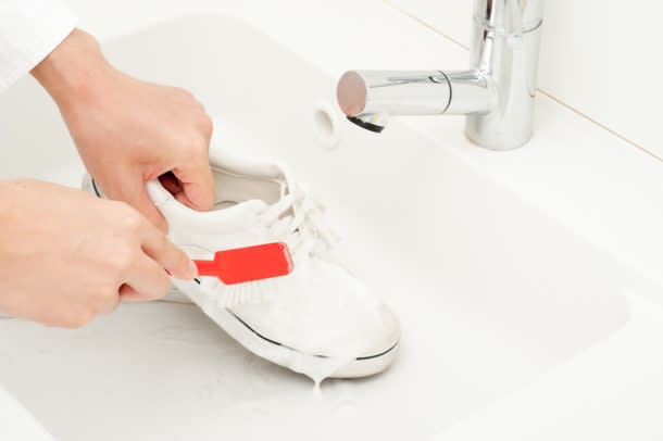 lavar zapatillas blancas consejos zalando prive