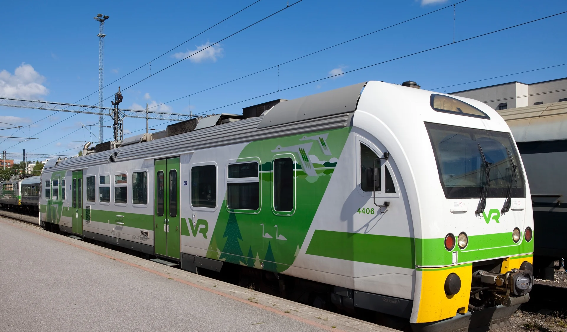 Kiskobussiliikennettä tuetaan heinäkuussa busseilla