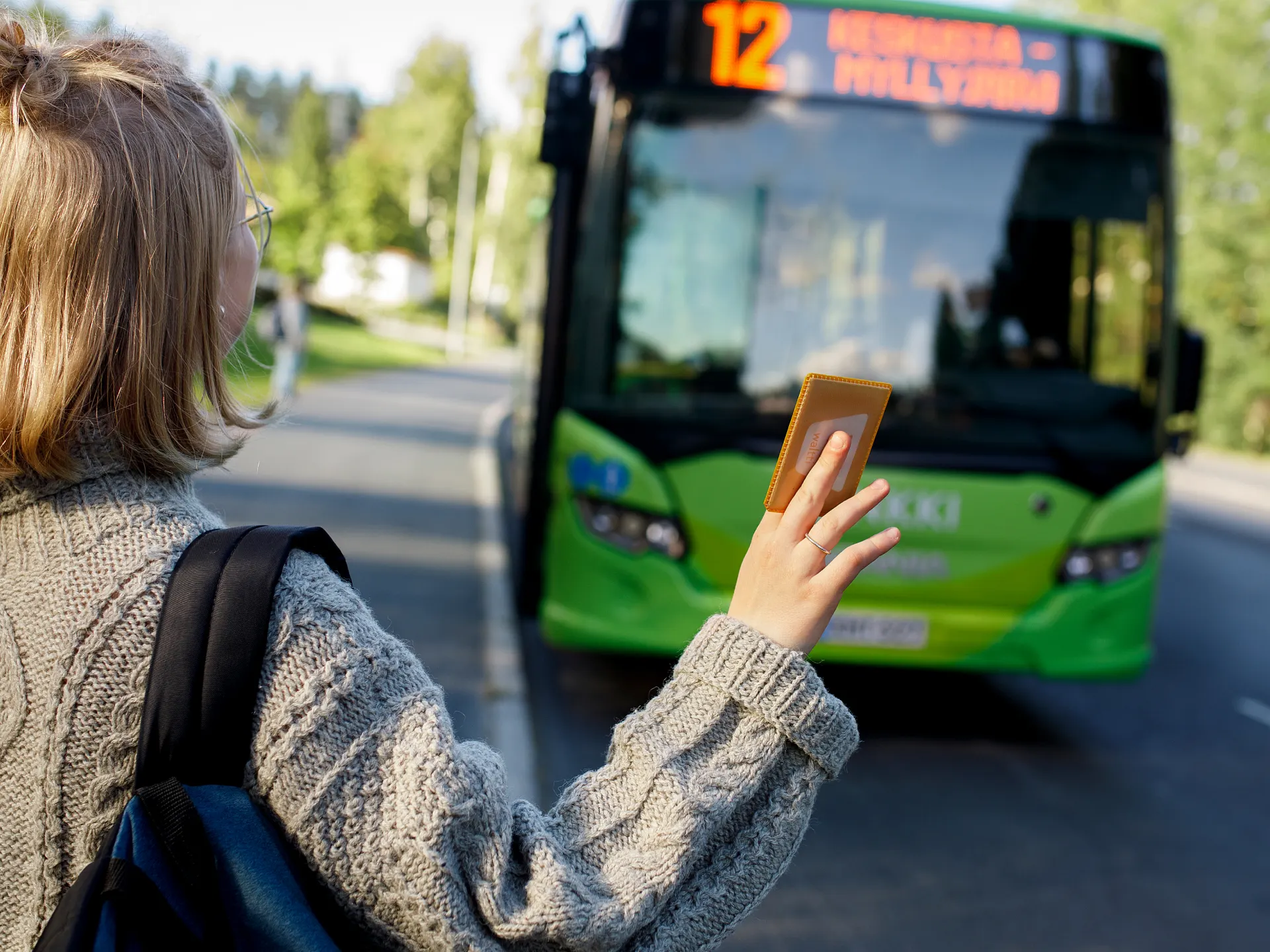 Osta koko matkasi liput ennakkoon ja matkusta sujuvammin joukkoliikenteessä