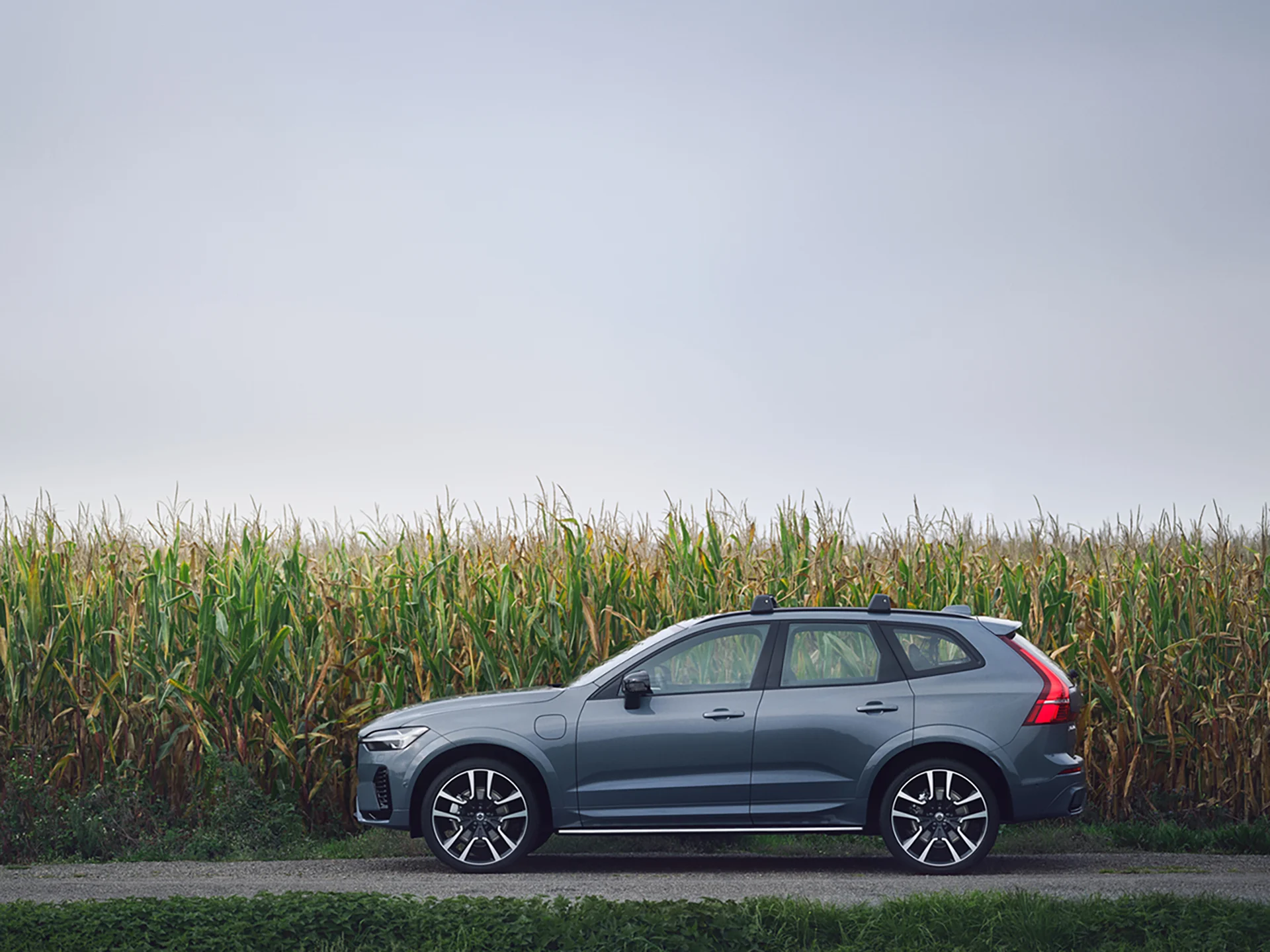 VR ja Hertz tarjoavat nyt junamatkustajille jopa -15 % vuokra-autoedun.