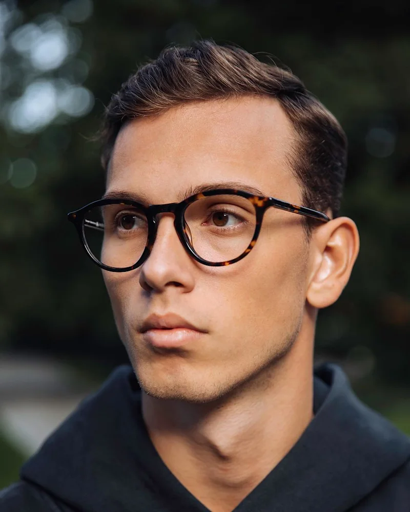 Viktor F portfolio 11