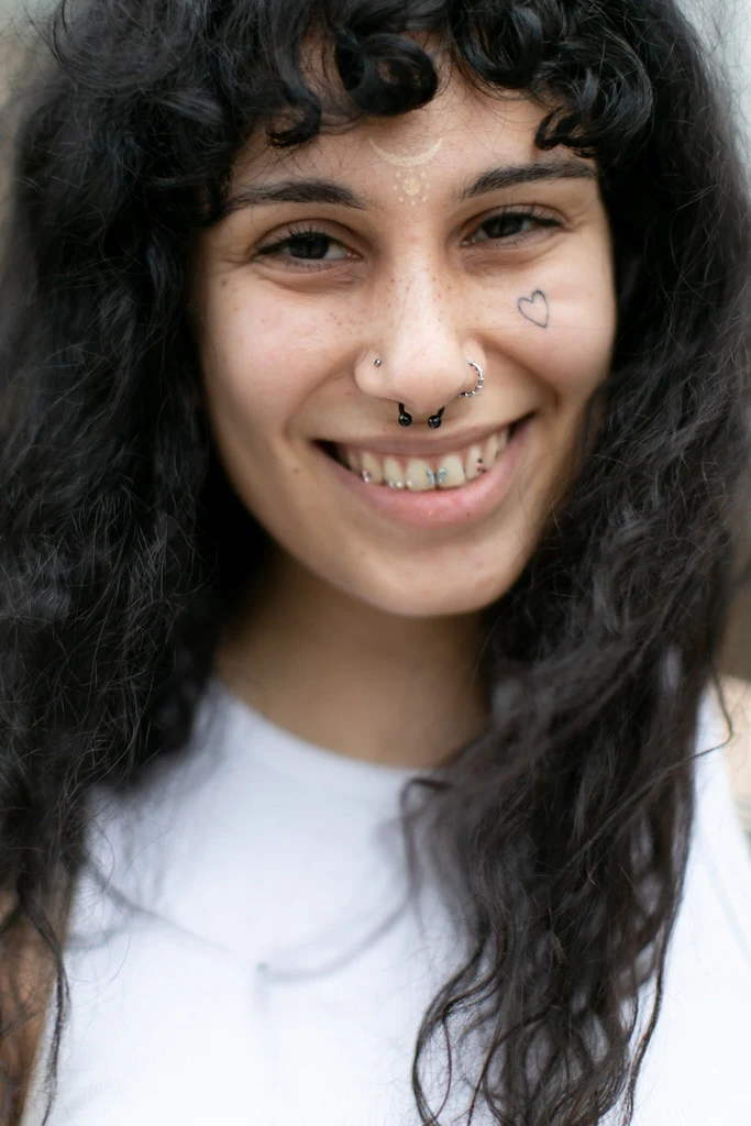Ava