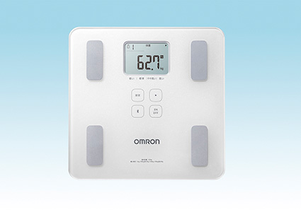 美品 オムロン　体重計 オムロン（OMRON） 体重体組成計 体重計 HBF-236-JBW ブラウン カラダ