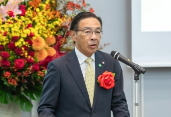 西脇隆俊様の写真