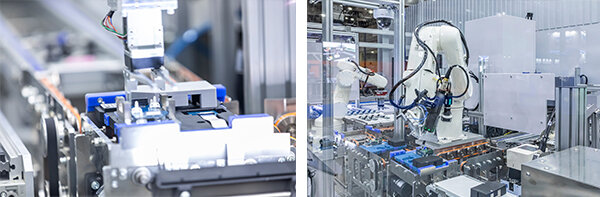 FPCの挿入作業と無人ロボットによる組み立て作業