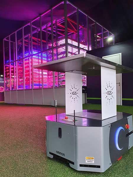 自動垂直農法のデモンストレーション展示