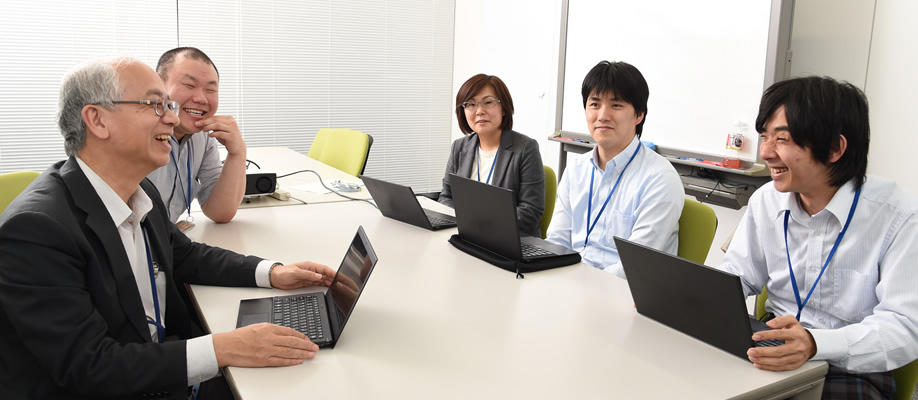 「デジタルいわし」の開発チーム