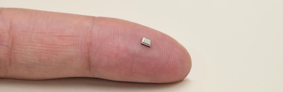 極小サイズを実現