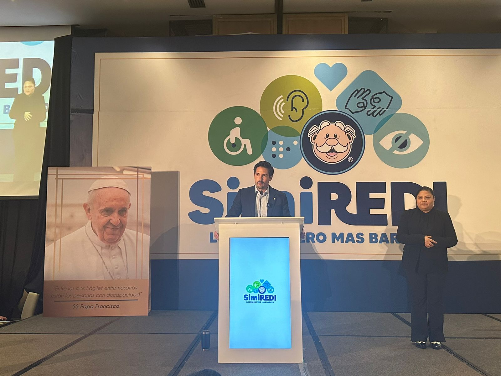 Víctor González Herrera anuncia la creación este año de 6 centros de rehabilitación más en NL, Tampico, Guadalajara, Q. Roo., Morelos y Leon