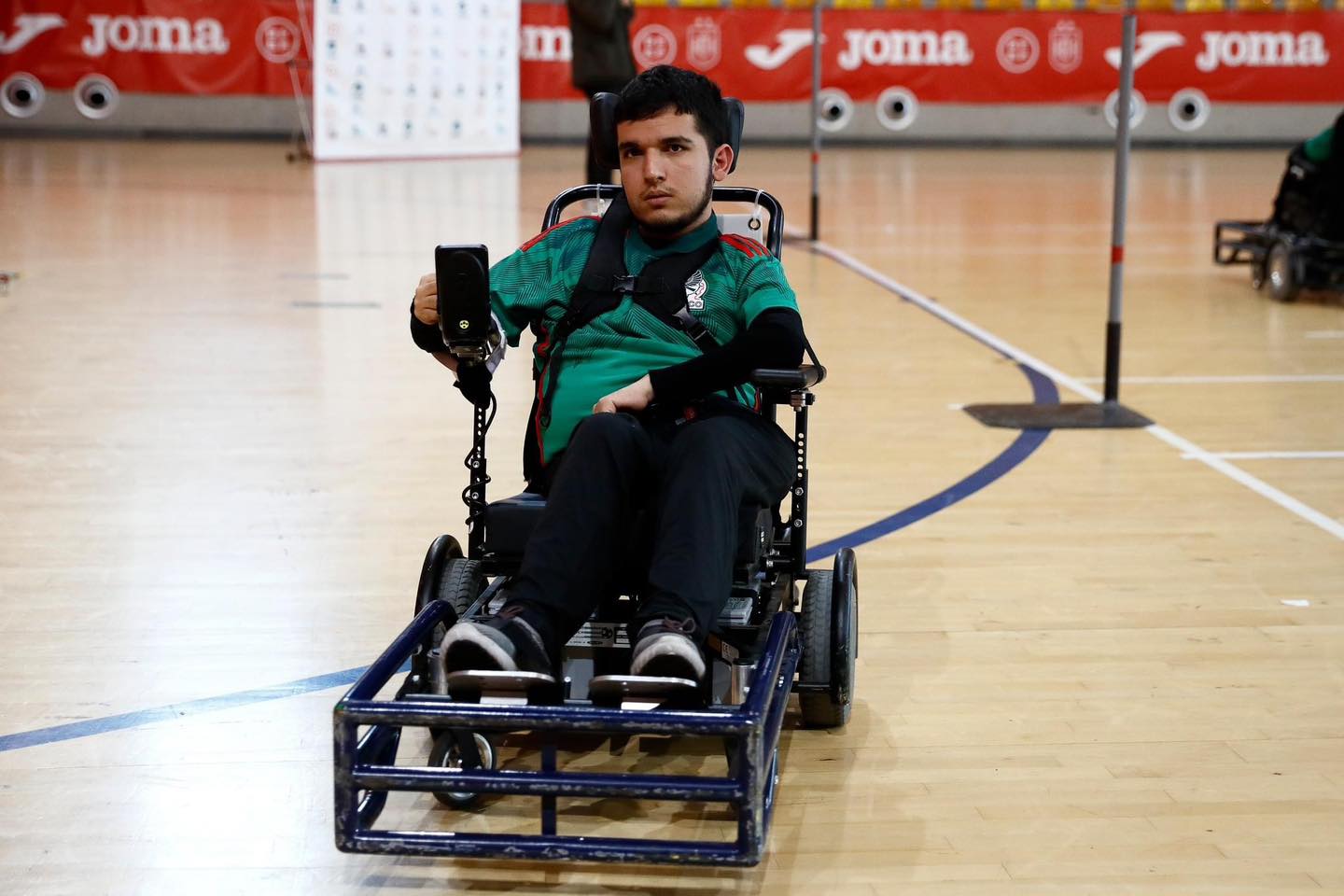 Fotografía de un jugador de la Selección Nacional de Powerchair Futbol