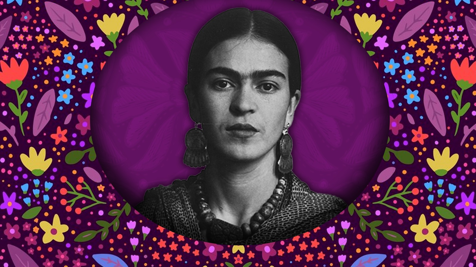 Fotografía en blanco y negro de Frida Kahlo.