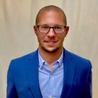 Headshot of Andrew Carson