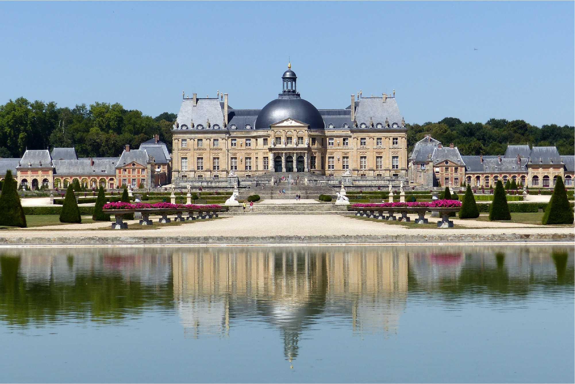 Château de Vaux le Vicomte  Location hire in Southern Paris