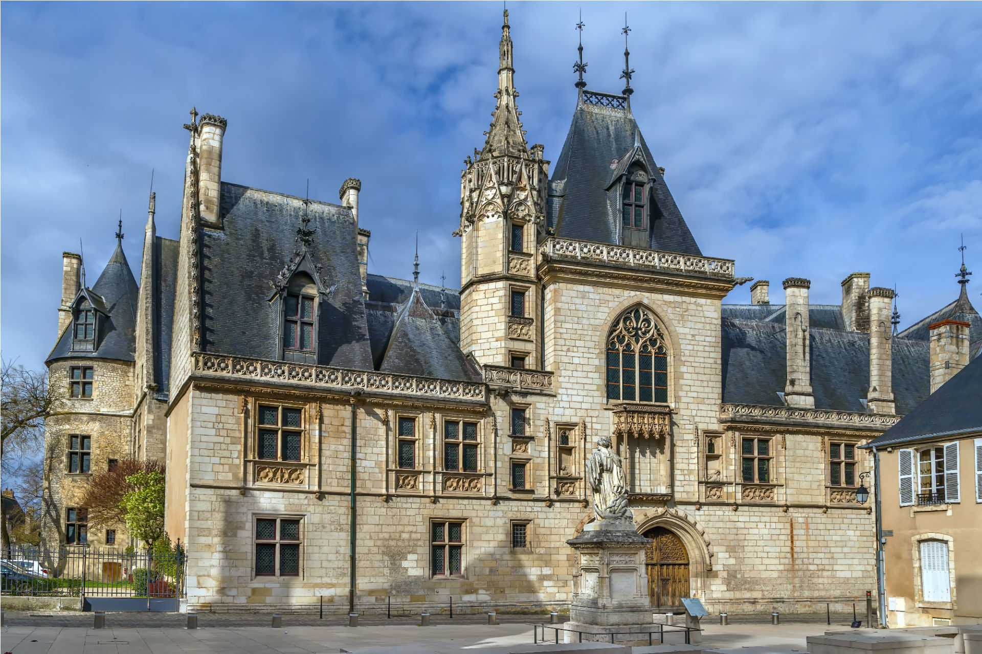 Le palais Jacques Coeur