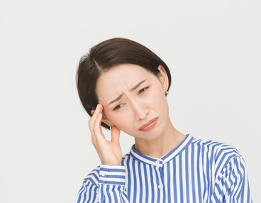 乳がんにかかる確率は何人に1人?年代別の発症確率や予防策について解説