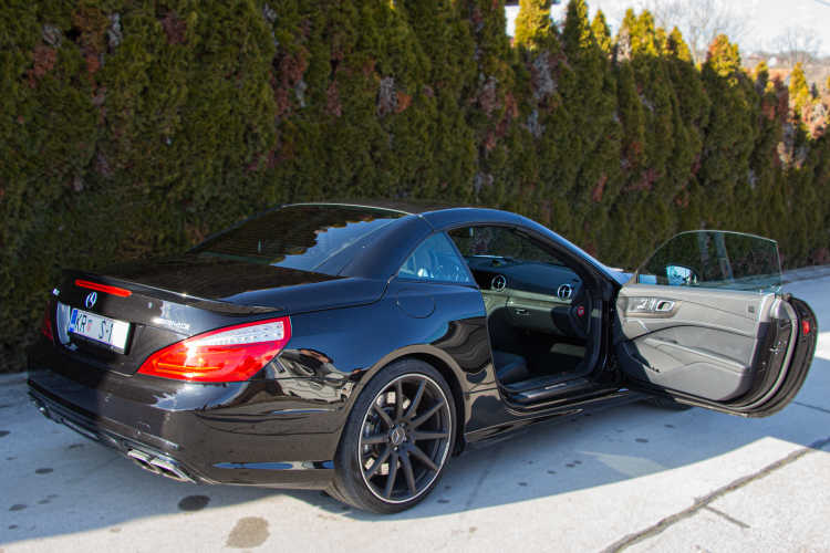 Mercedes-Benz SL 63 AMG 