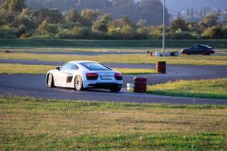 racetrip-r8-12