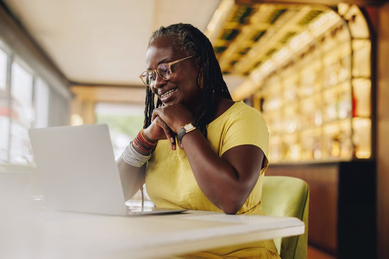 [visual] Gain a comprehensive understanding of web analytics and discover how to combine its data with behavior analytics to maximize your site performance.