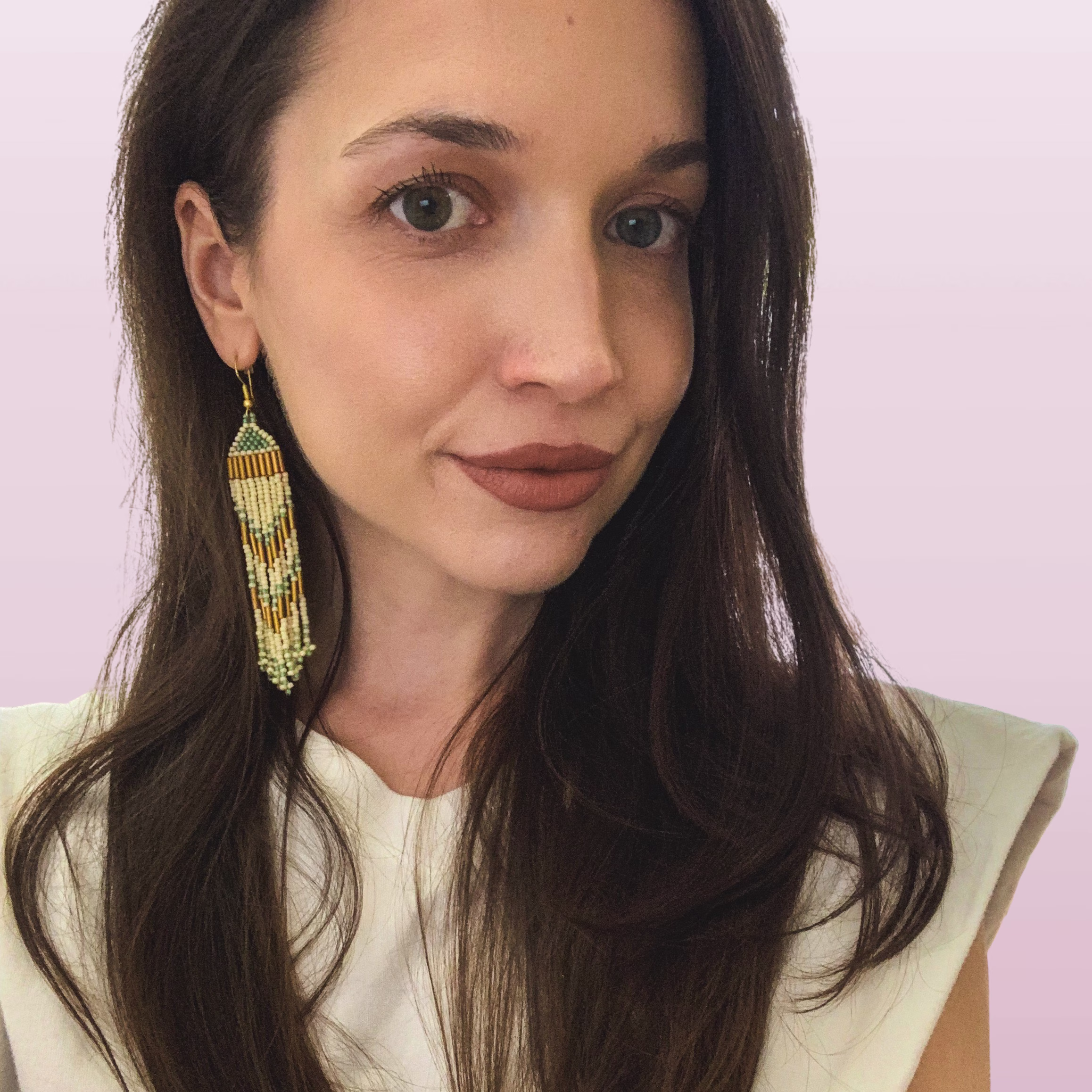 Author - Dana Nicole