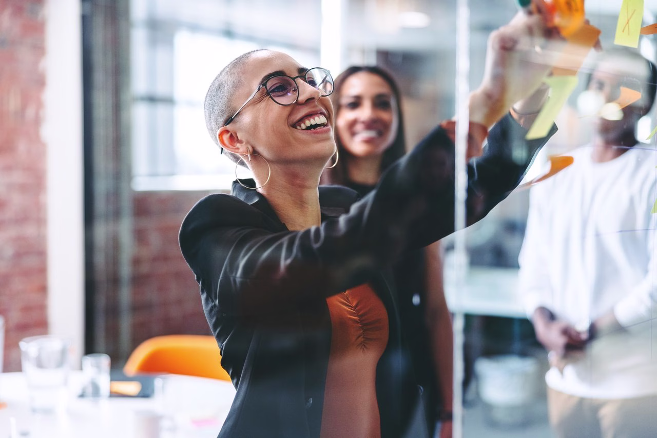 [visual] A customer analytics strategy helps you make better business decisions. Here's how to create one.